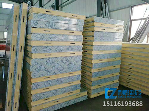 聚氨酯冷庫(kù)保溫板(1) 聚氨酯冷庫(kù)保溫板(1)